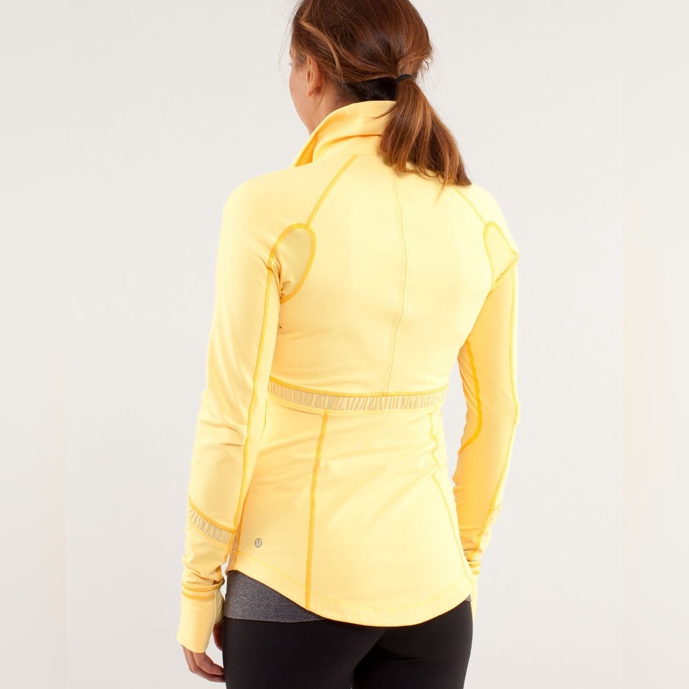 lululemon athletica Yellow zip pullover - Picture 3 of 9